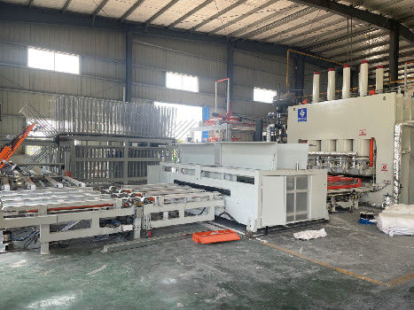 comprar 1400T-3200T Laminación de ciclo corto horizontal Presión en caliente 4×8 4×9 4×10 online manufacture