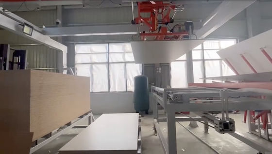 comprar Prensa de laminación de cartón de partículas de ciclo corto de 35 m Área de piso online manufacture