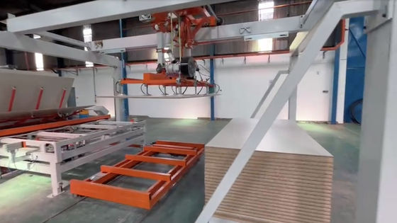 comprar Máquina de prensado en caliente de ciclo corto totalmente automática 8-30 mm de espesor online manufacture