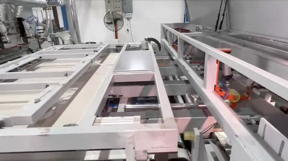 comprar 4X10 Máquina de prensado en caliente para laminar papel impregnado con melamina de ciclo corto online manufacture