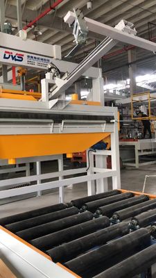 comprar Máquina de prensado en caliente para la laminación con ciclo corto de 1600 toneladas Máquina de cartón de melamina online manufacture