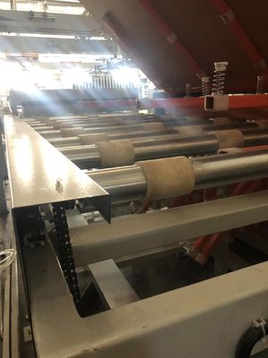 Línea de producción de prensa automática semiautomática de ciclo corto para MDF de 6,3 m de ancho