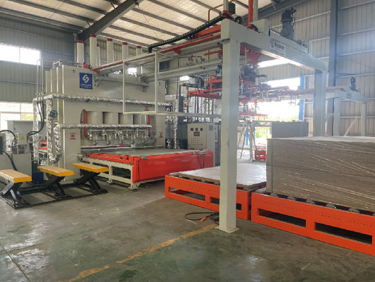 Muebles de puertas de madera de ciclo corto laminando máquina de prensa en caliente para puertas línea